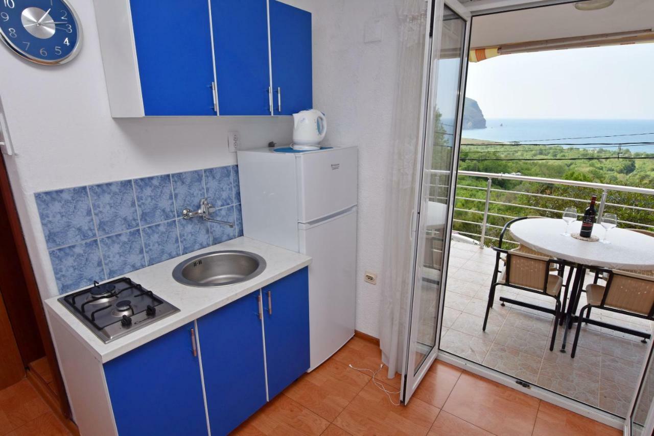 Apartments Siljak Petrovac Buitenkant foto