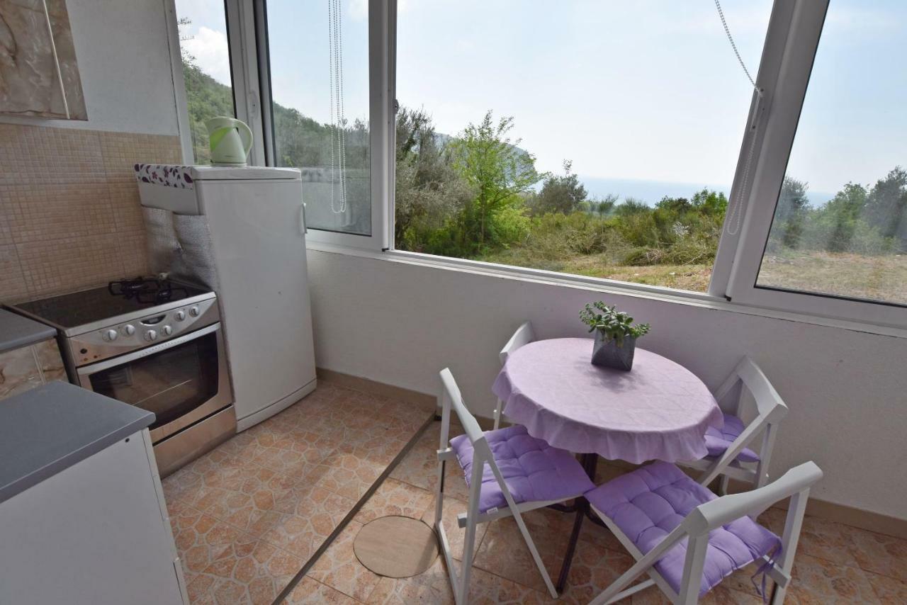 Apartments Siljak Petrovac Buitenkant foto