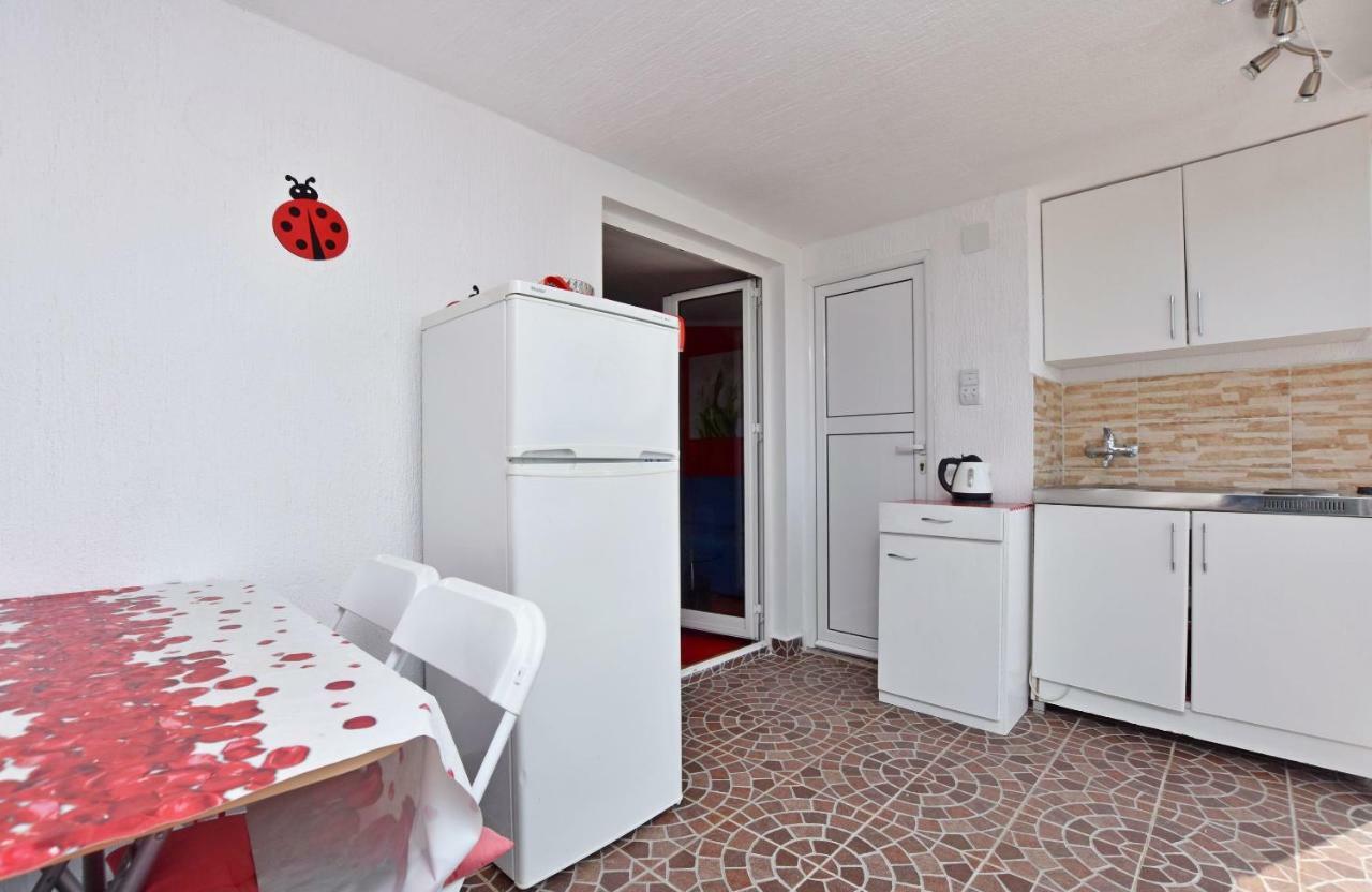 Apartments Siljak Petrovac Buitenkant foto
